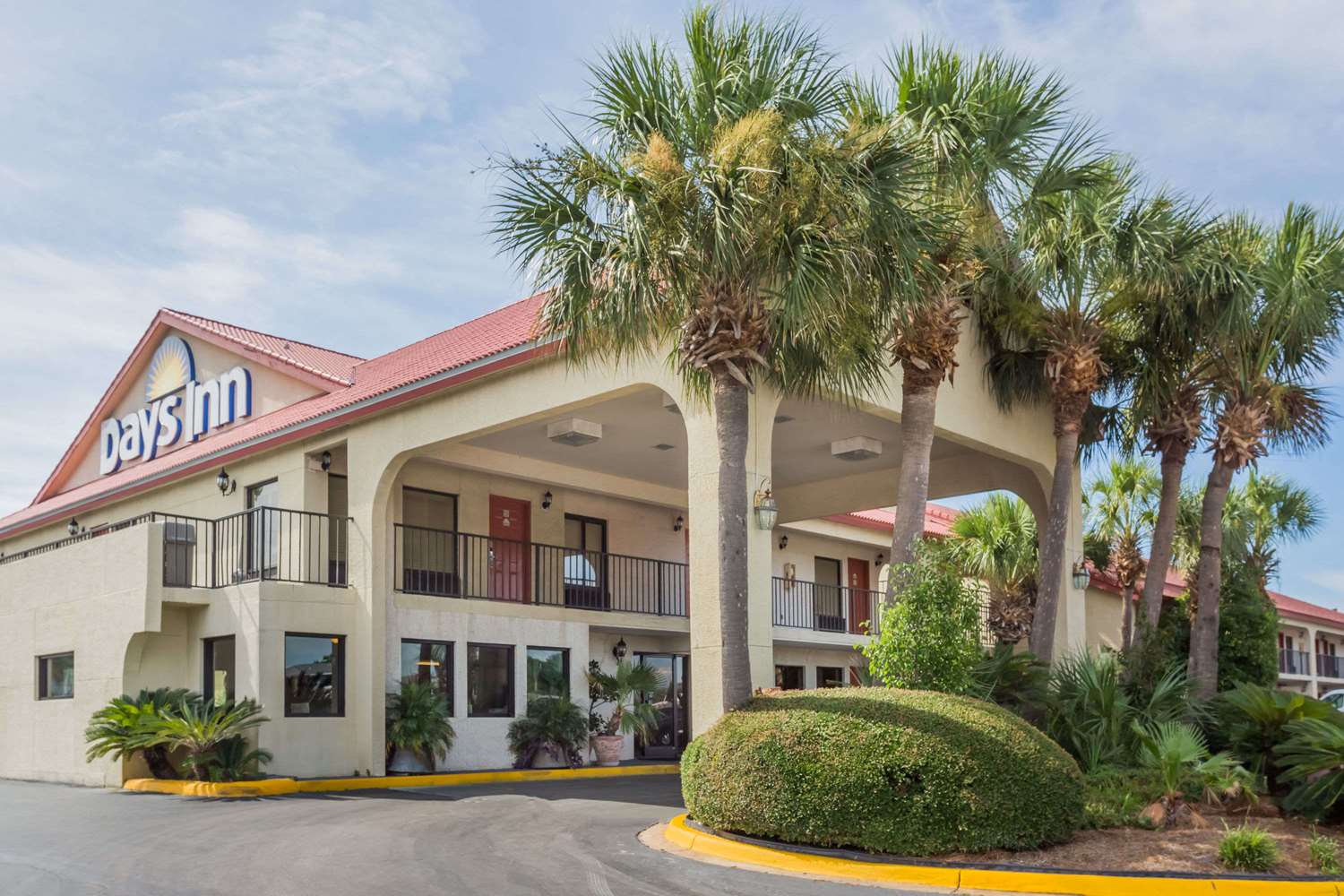 Days Inn By Wyndham Destin 2/40