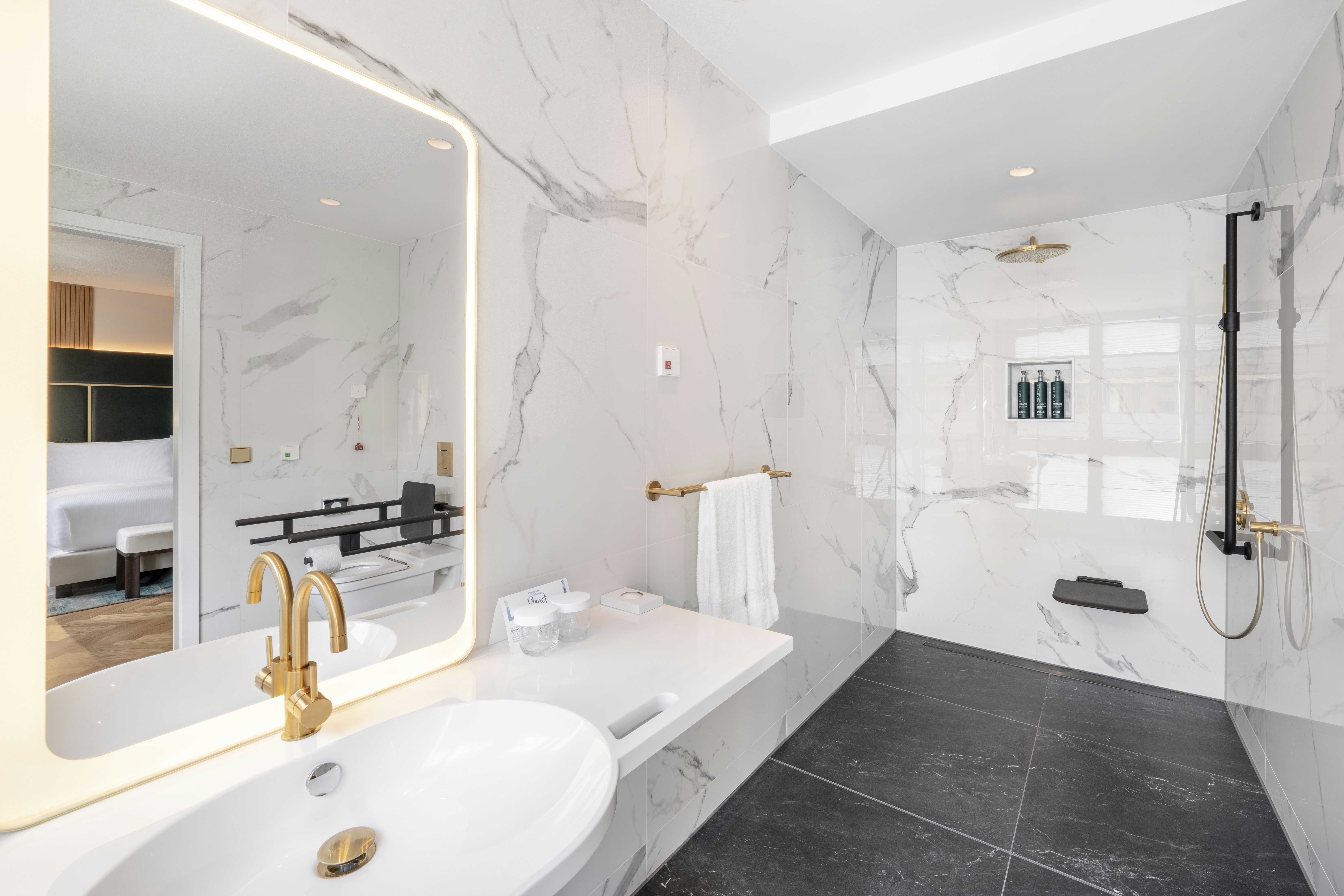 Residence, Studio, Accessible