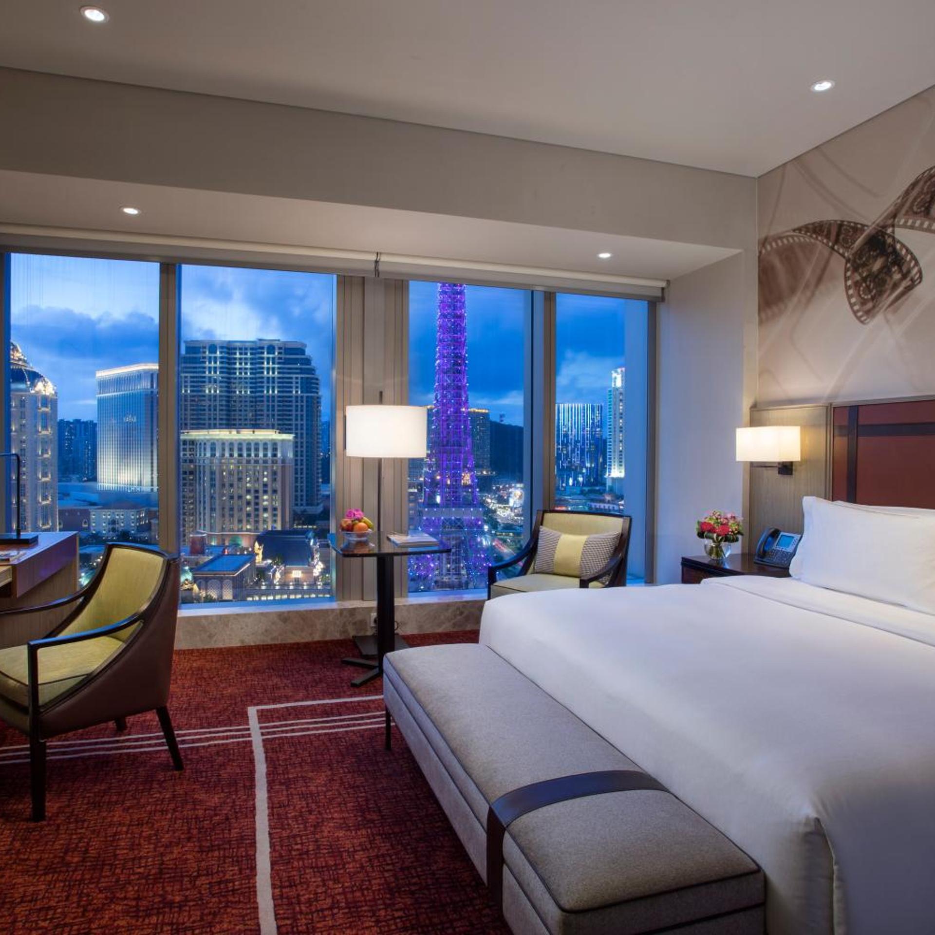 Celebrity, Gallery, Premium, King Bed, with View