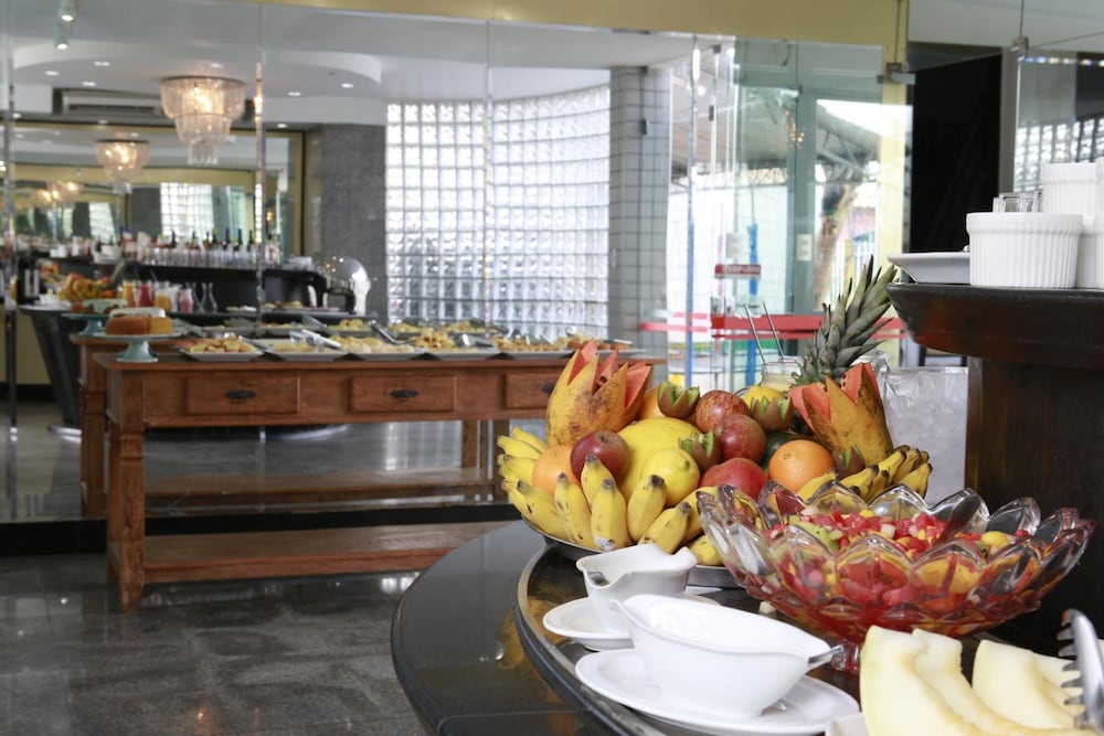 Hotel Uchoa Teresina 40/50