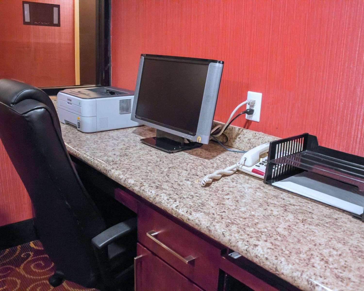 Comfort Inn & Suites Trussville I-59 Exit 141 37/45