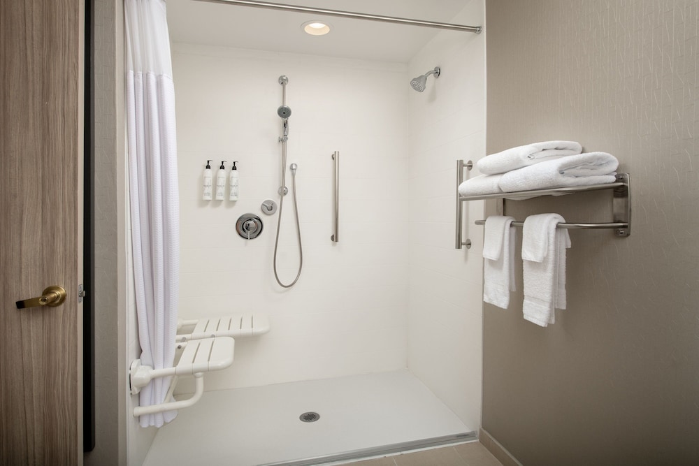 Springhill Suites Atlanta Buford Mall of Georgia 50/50
