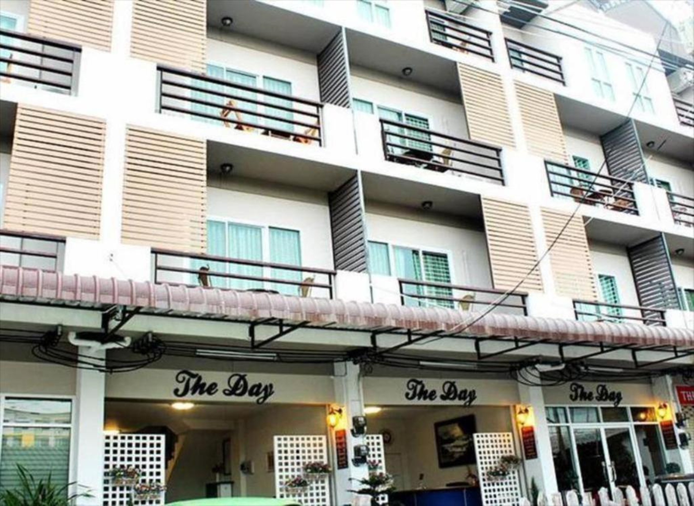 be rich hotel