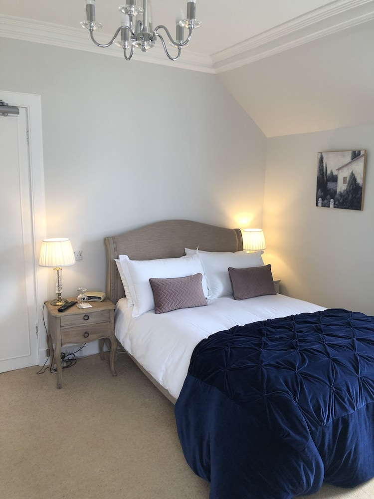 Ballifeary Guest House 4/28
