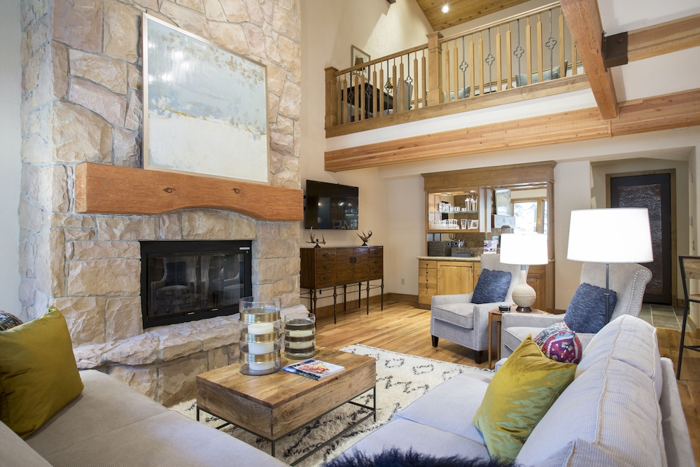 Deer Valley's Signature Collection 38/74