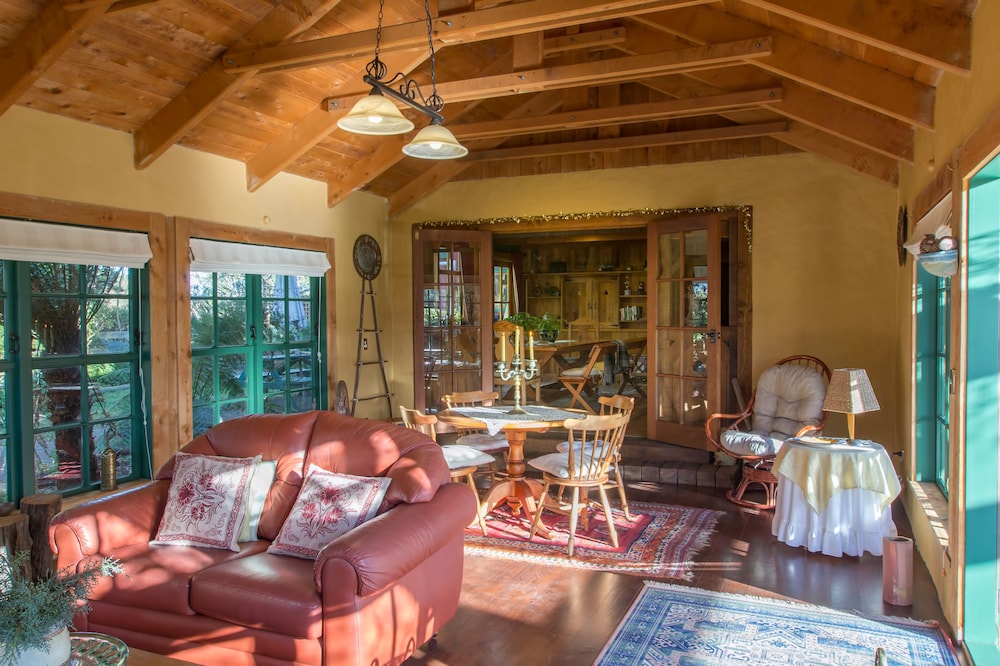 The River Lodge 41/65