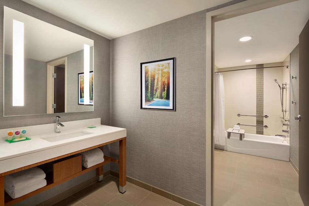 Hyatt Place Vacaville 59/62