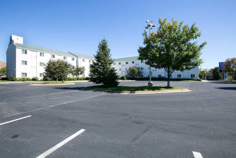 Motel6 Brooklyn Center, MN - Minneapolis 34/48