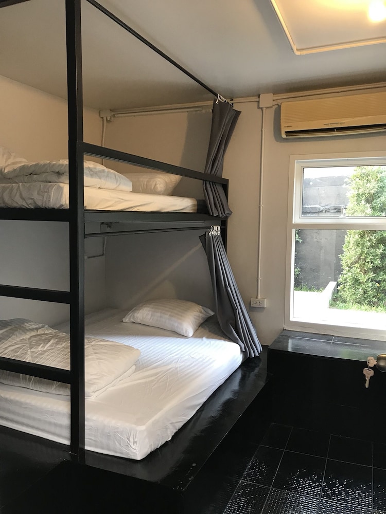 Ilysb I Love You So Bed Hostel 9/41