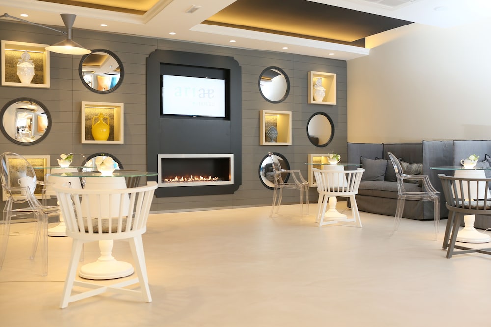 Ariae Hotel 37/45