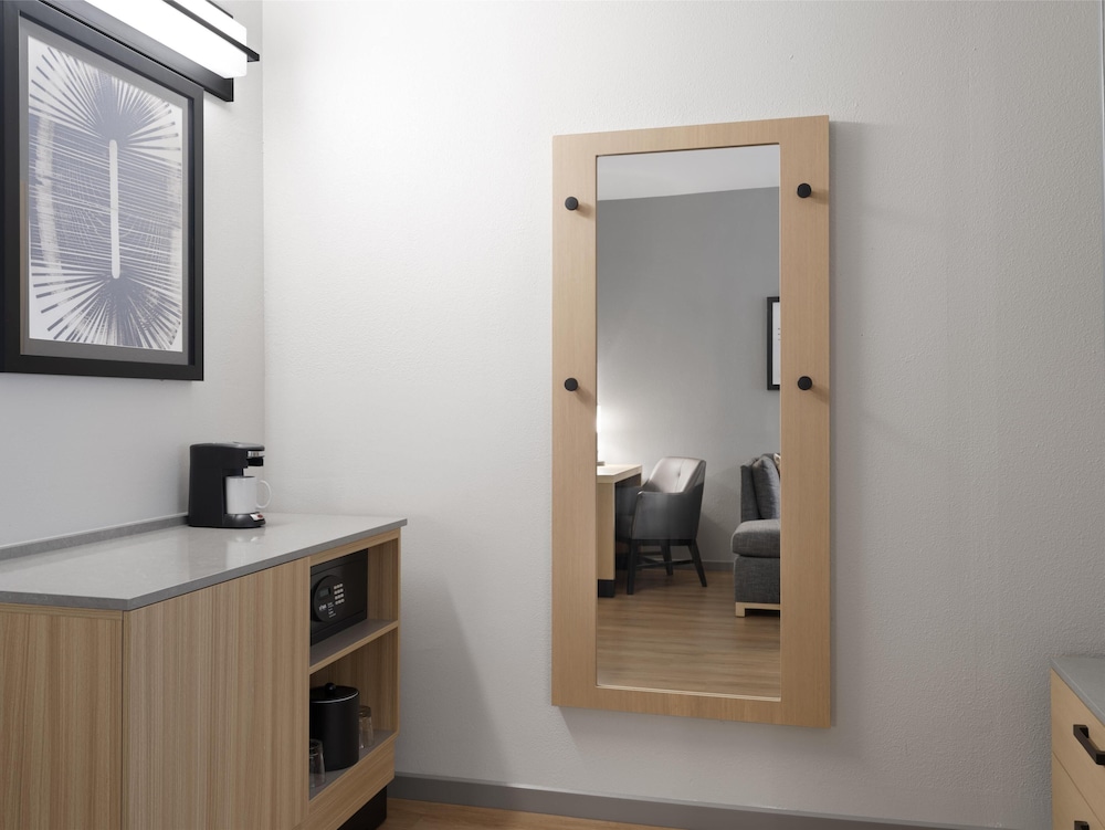 Hyatt Place Greenville/Haywood 14/58