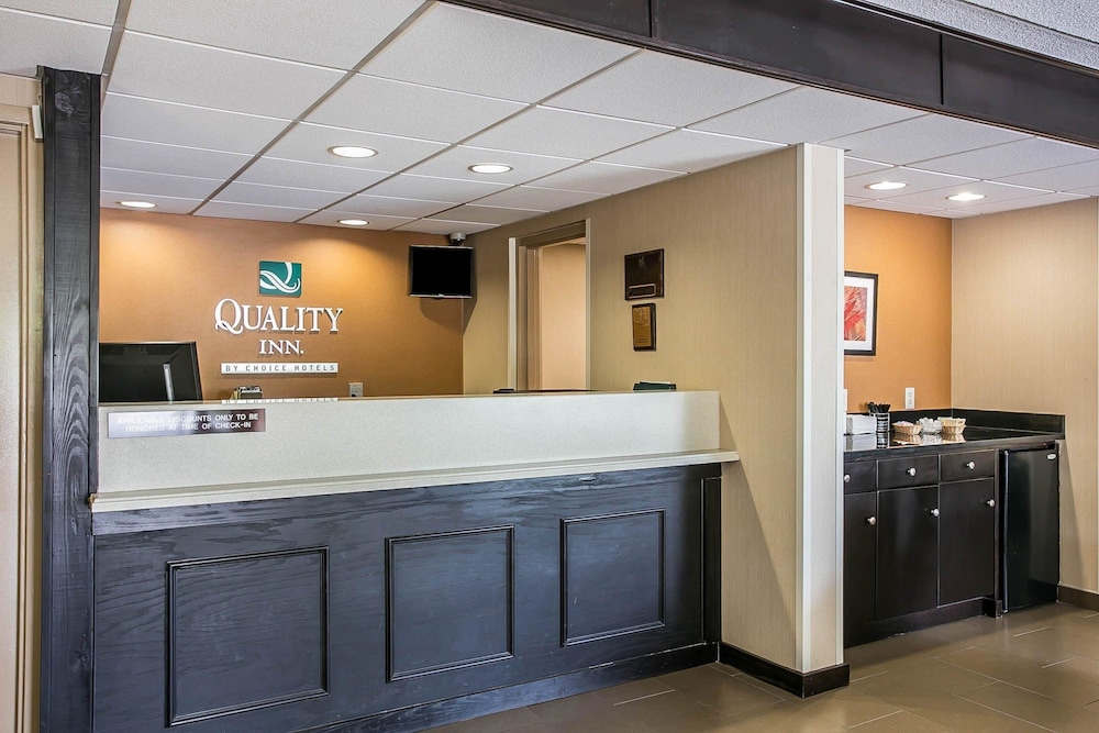 Quality Inn Hartsville 8/37