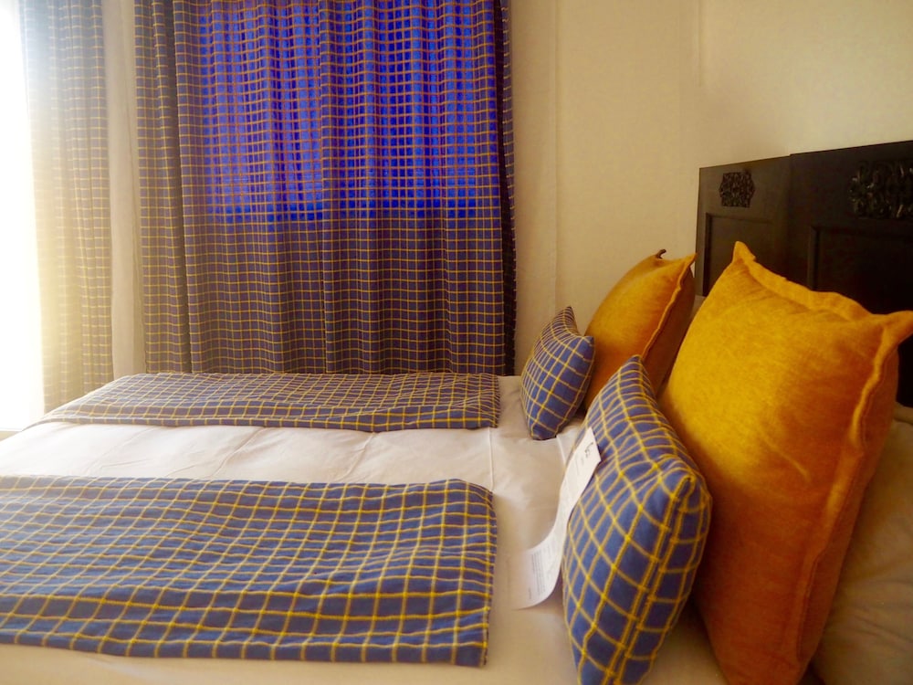 HOTEL DAKHLA CAMP 10/50
