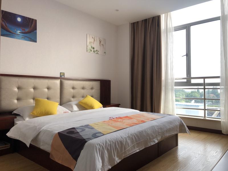 Shell Shanghai Jinshan District Zhangyan town Songjin Highway Hotel 4/31