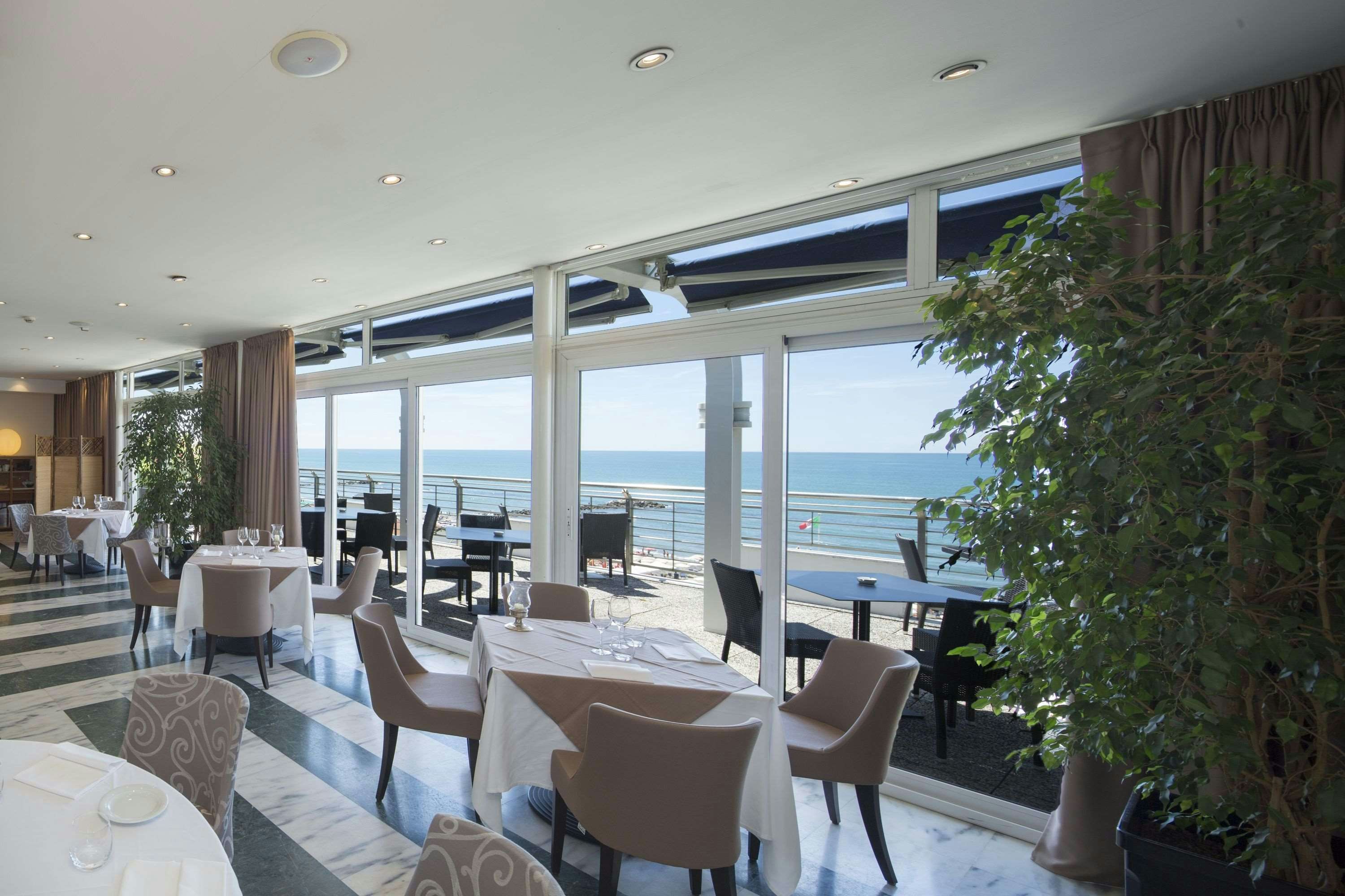 Hotel Excelsior 16/22