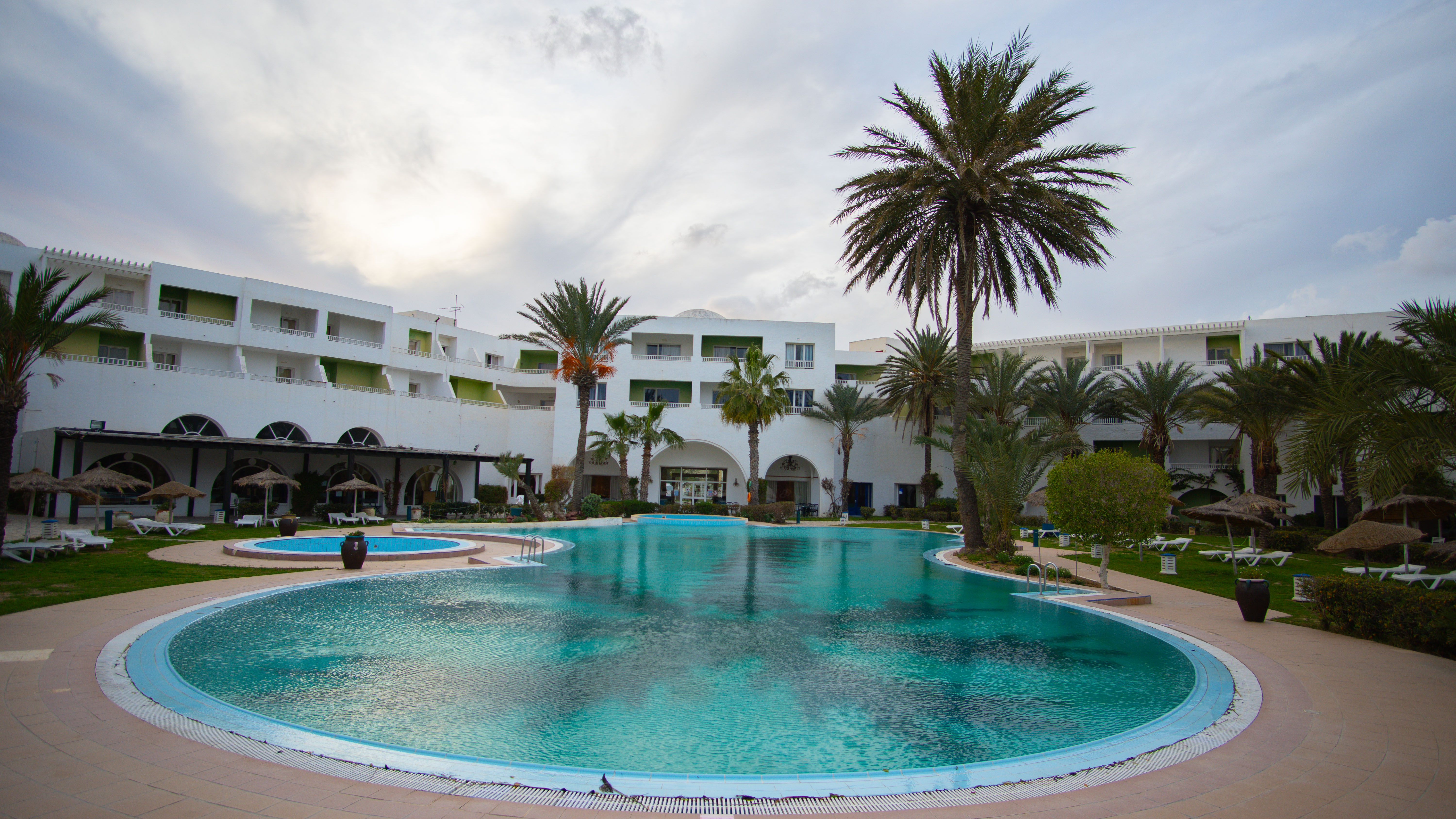 Blumar Resort and Spa 66/68