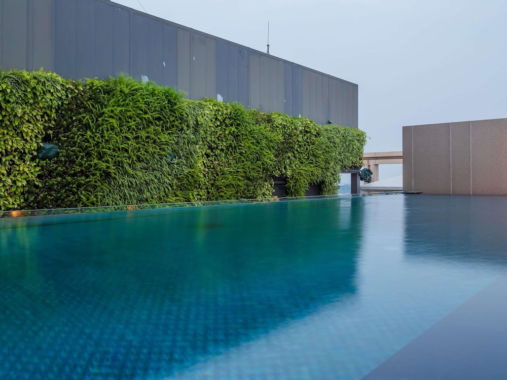 Grand Mercure Hanoi 50/55