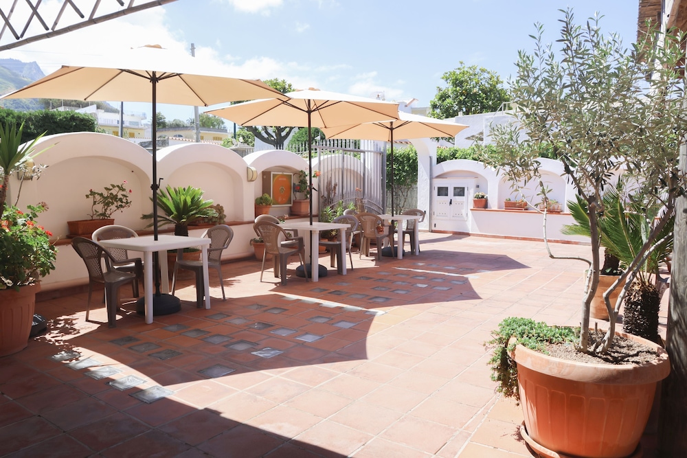 Hotel Cesotta 63/66