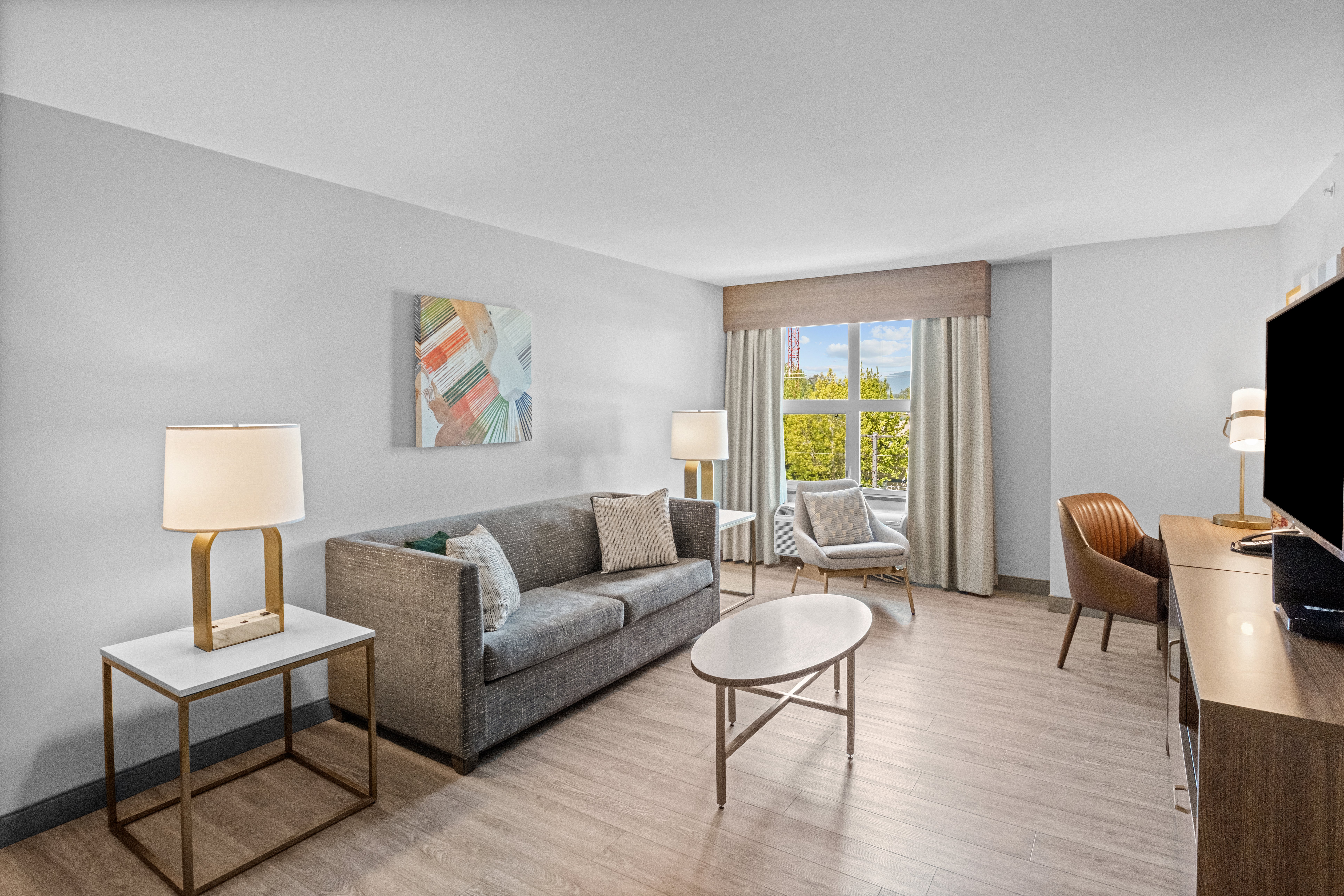 Holiday Inn Hotel Suites Surrey East Cloverdale 45/75