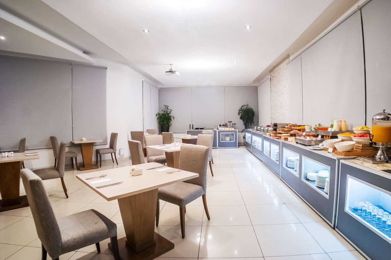 Wyndham Garden Guayaquil 10/26
