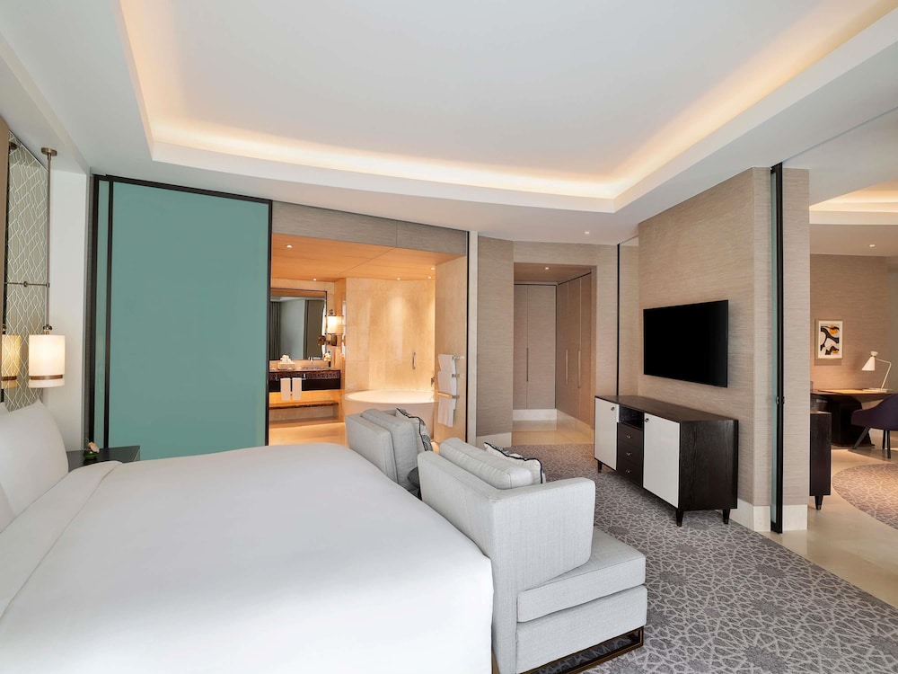 فندق ومركز مؤتمرات سوفيتيل الرياض(Sofitel Riyadh Hotel & Convention Centre) 15/49