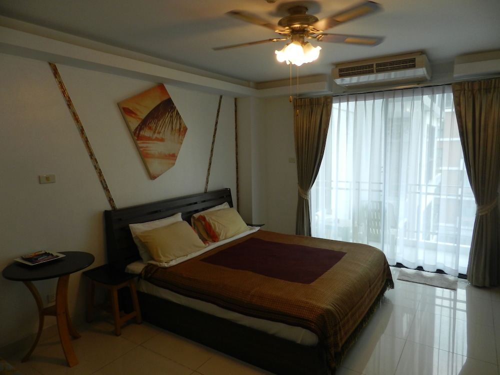 Apartments Alex Group Neocondo Pattaya 14/100