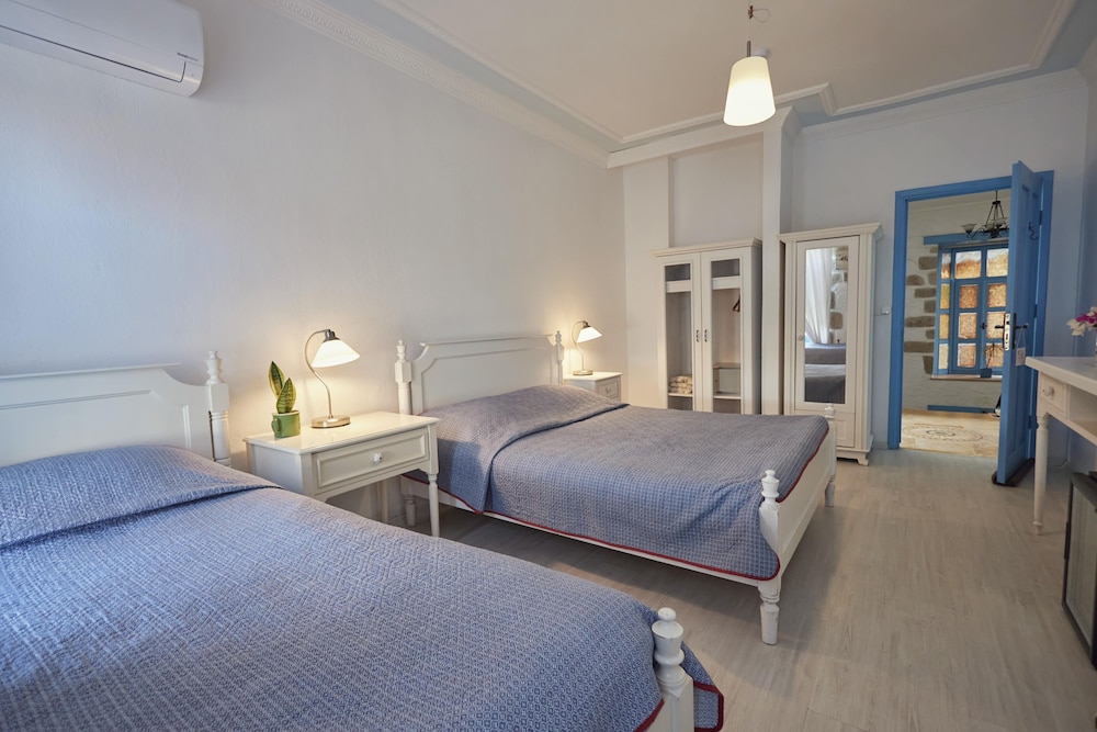 Alacati Zeytin Konak Hotel 15/50