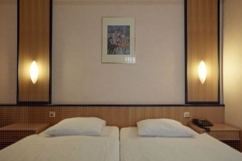Hotel Crystal 20/50