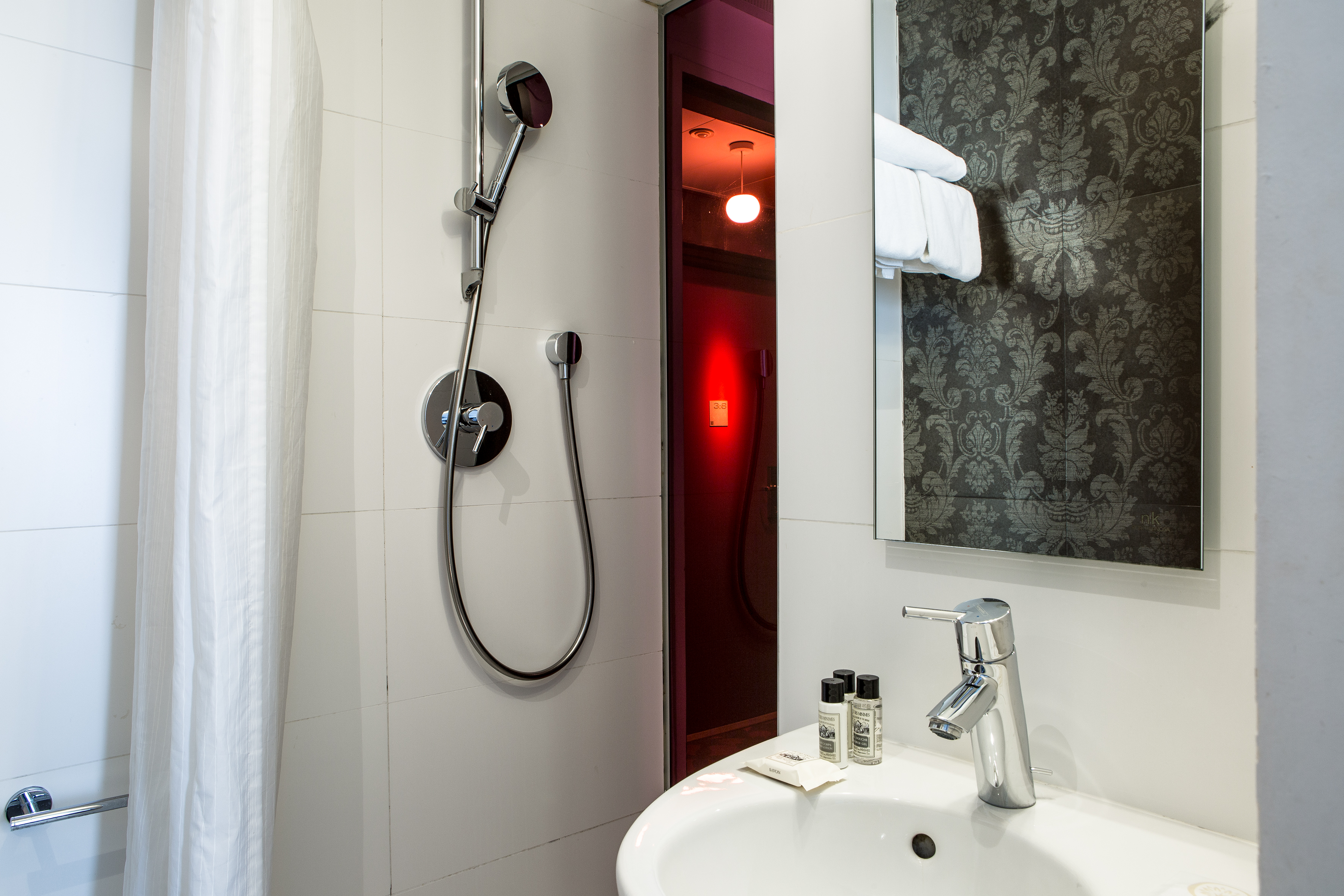 غرفة كلاسيكية، Hotel Le Quartier Bercy Square 4/4
