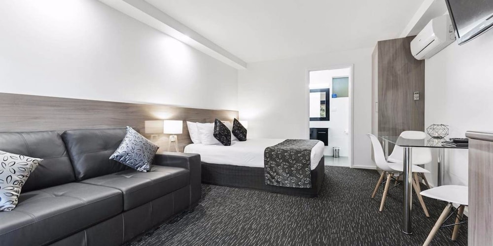 BAY CITY(GEELONG)MOTEL 19/37