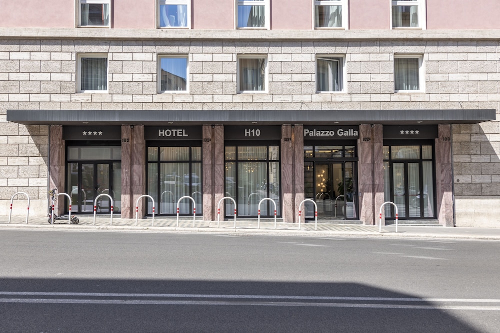H10 Palazzo Galla photo1