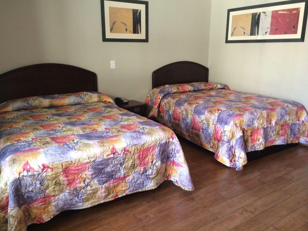 Hyland Motel Long Beach 11/27