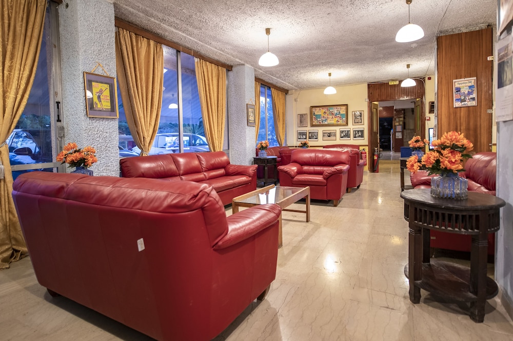 Sun Hotel Kineta 43/75
