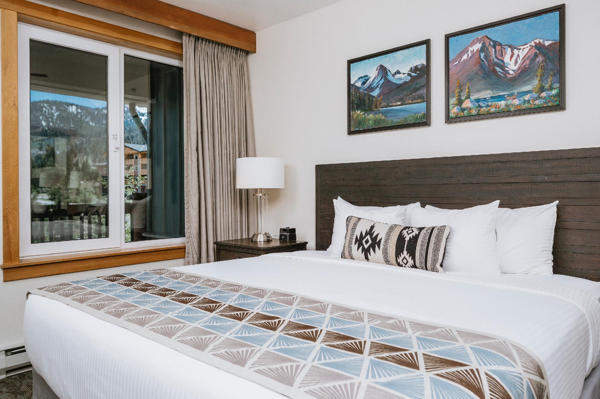 Condominium, 2 Bedrooms