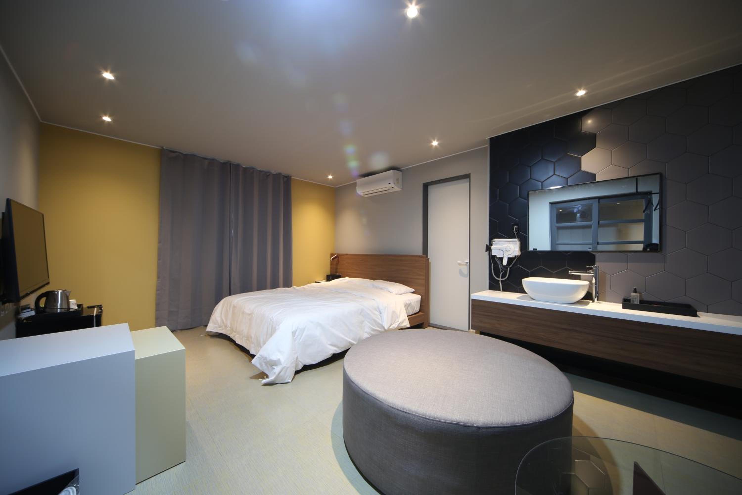 Soho Hotel 26/68