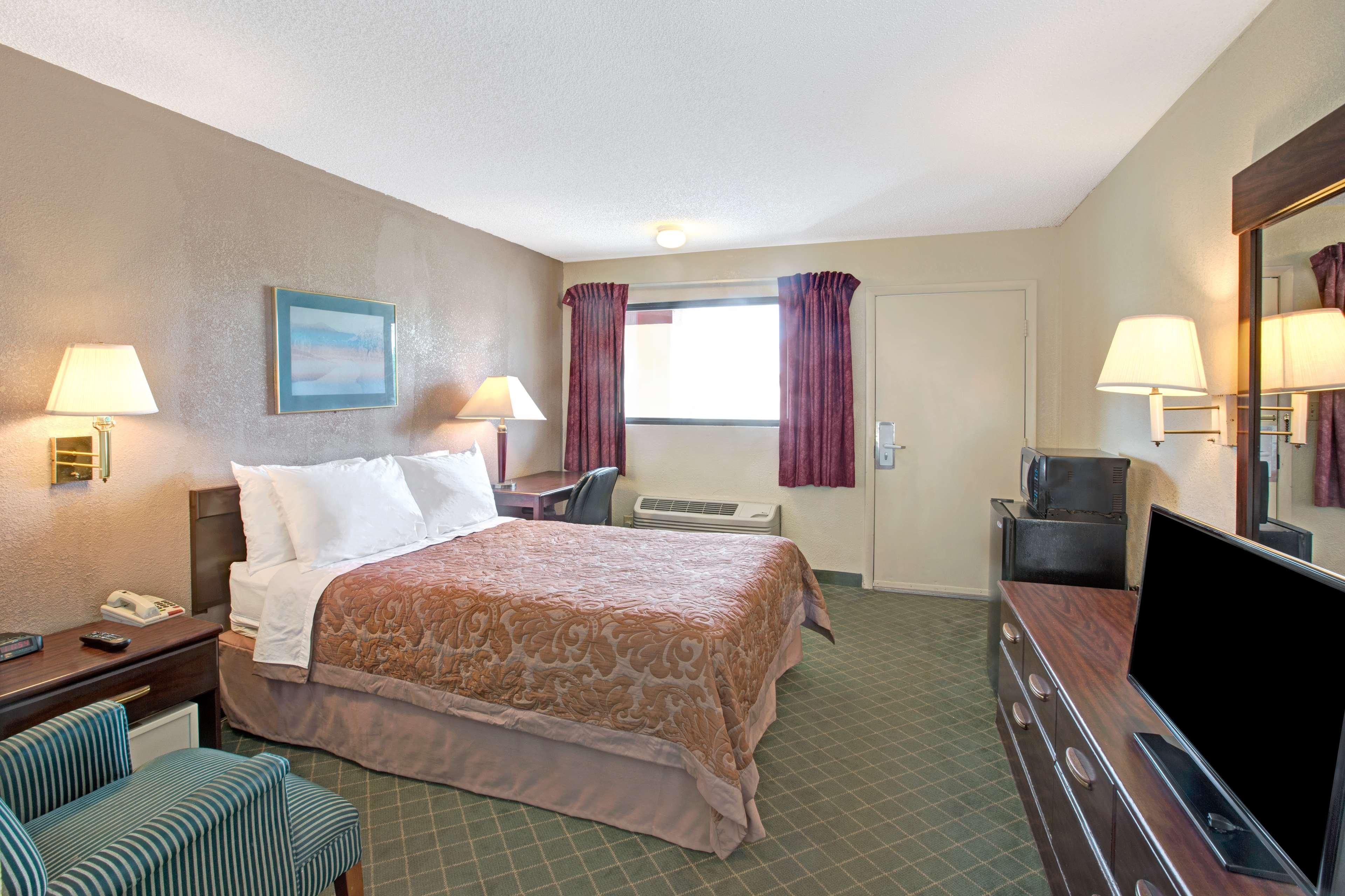 Room, Double Bed