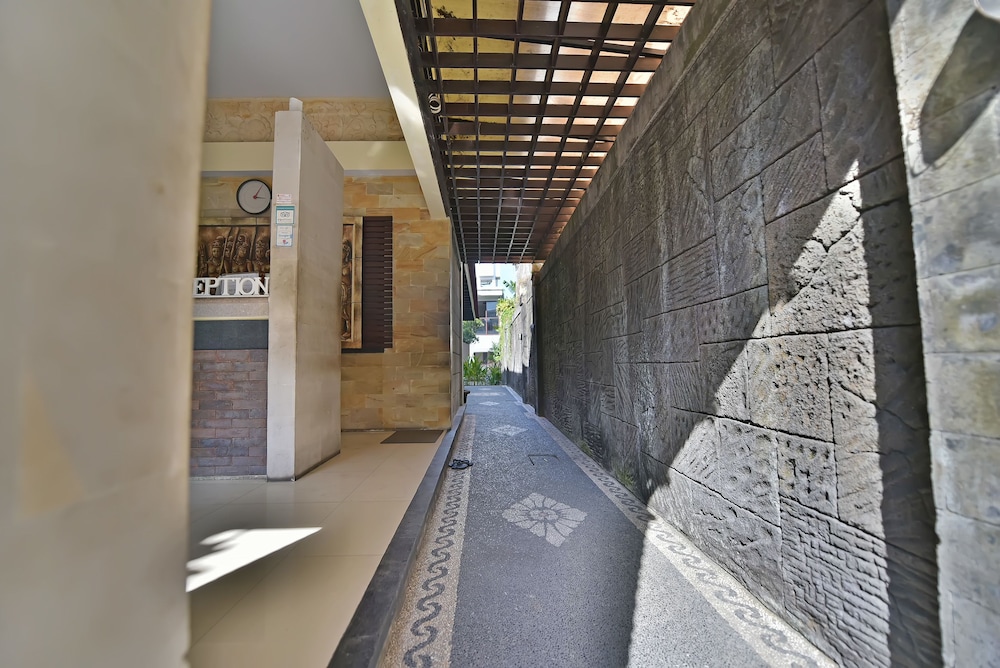 Hotel Sandat Legian 31/62
