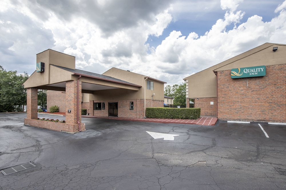Quality Inn Columbia Airport 4/16