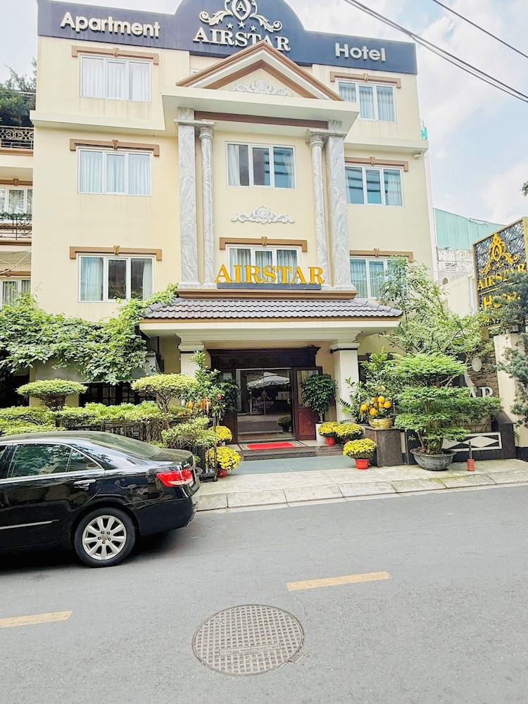 Airstar Hotel & Apartment 40/50
