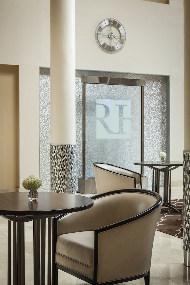 Regency Miami Airport by Sonesta 8/77