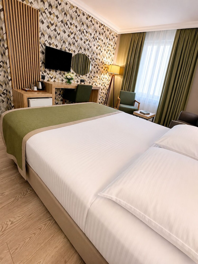 Otel Laodikya 18/50