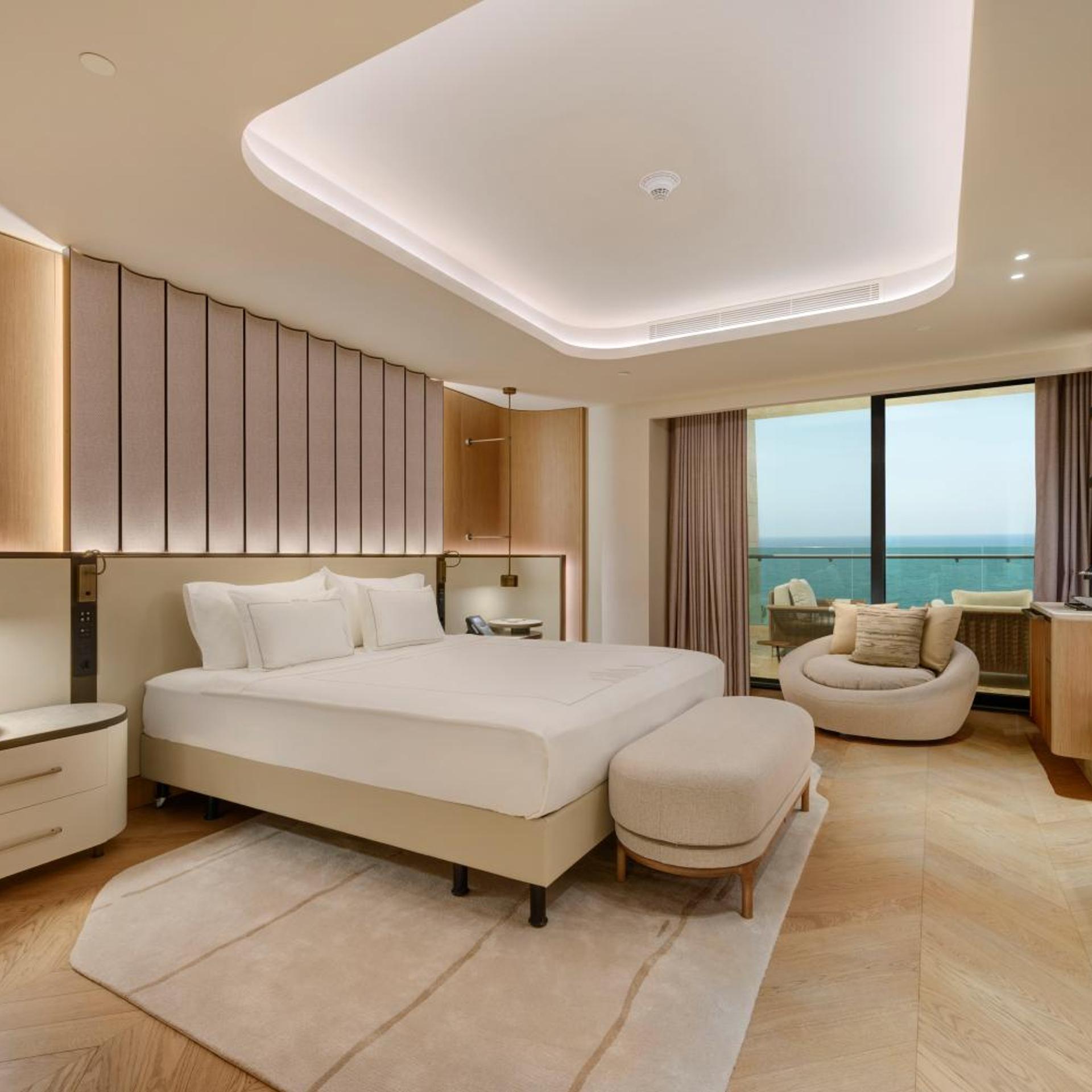 Horizon, Suite