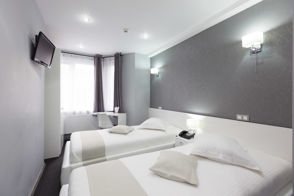 Hotel Phenix 46/74