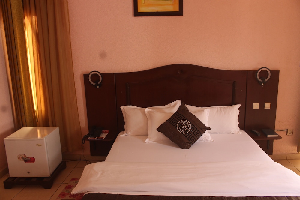 Tou'Ngou Hotel 19/50
