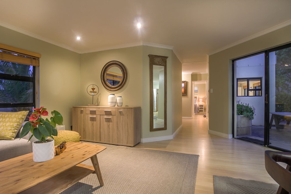 Atlantic Bay Lodge 2/46