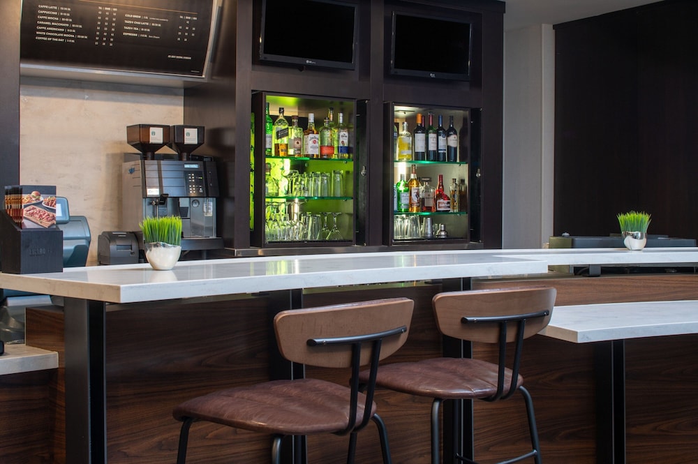 Courtyard By Marriott Decatur 28/50