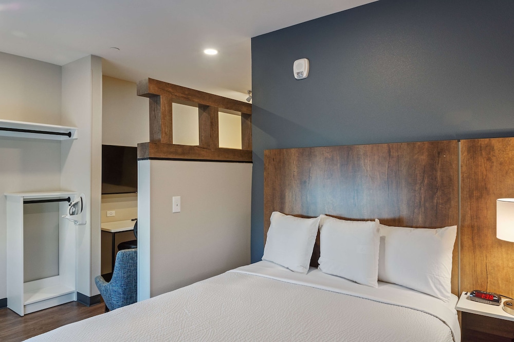 Extended Stay America Premier Suites Phoenix Chandler Downtown 25/63