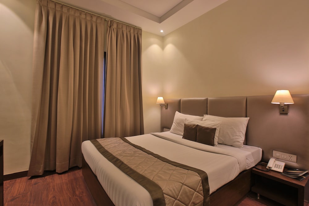 Bloom Hotel - CR Park 15/56