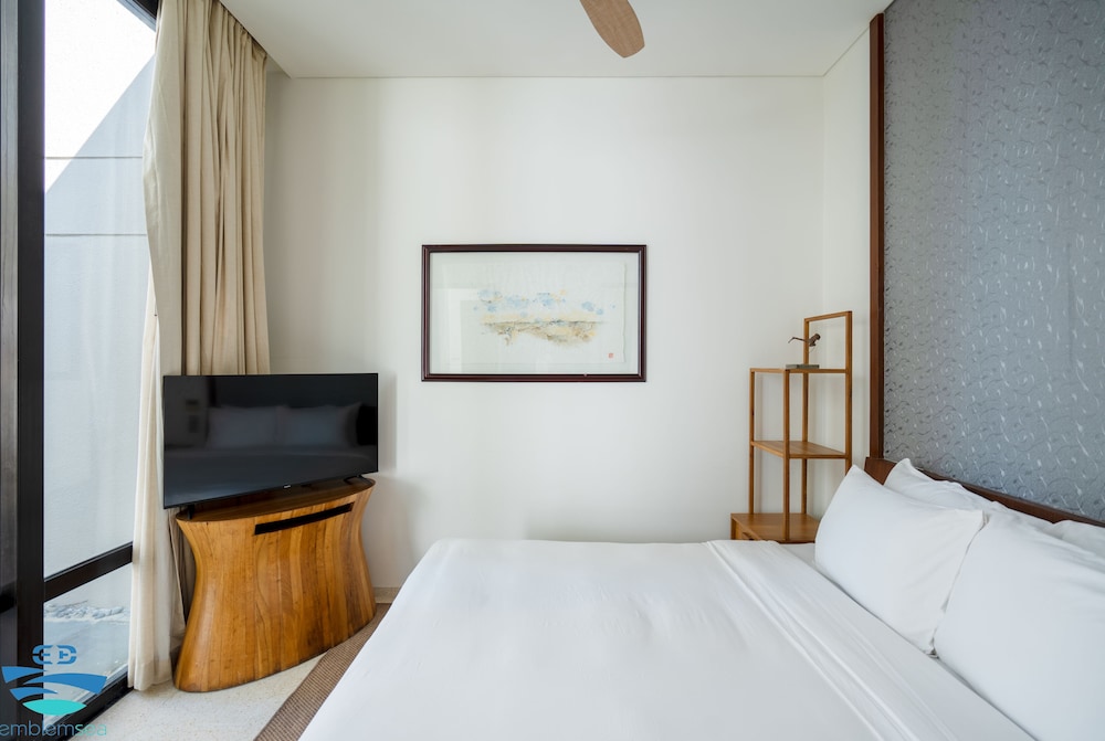 Beach front villa by Emblemsea in hyatt 12/50