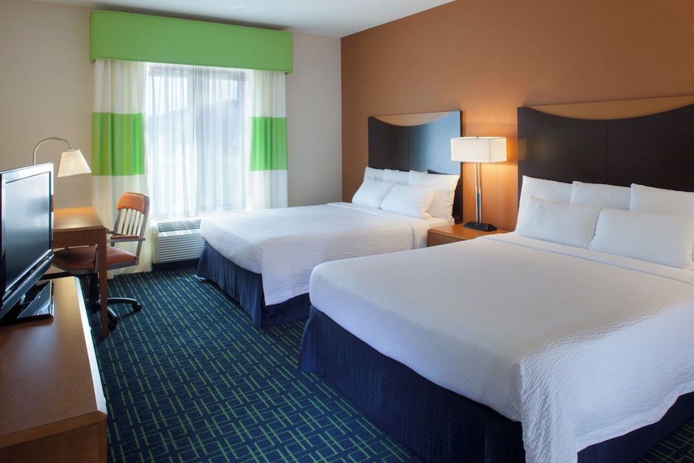 Fairfield Inn Suites Cartersville 8/49